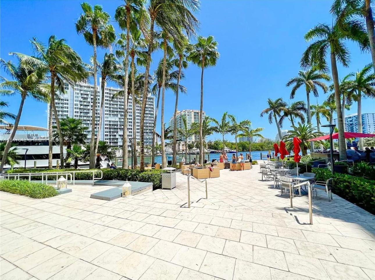 Galleryone Doubletree Hilton Gc Secret Blending Fort Lauderdale Exterior foto